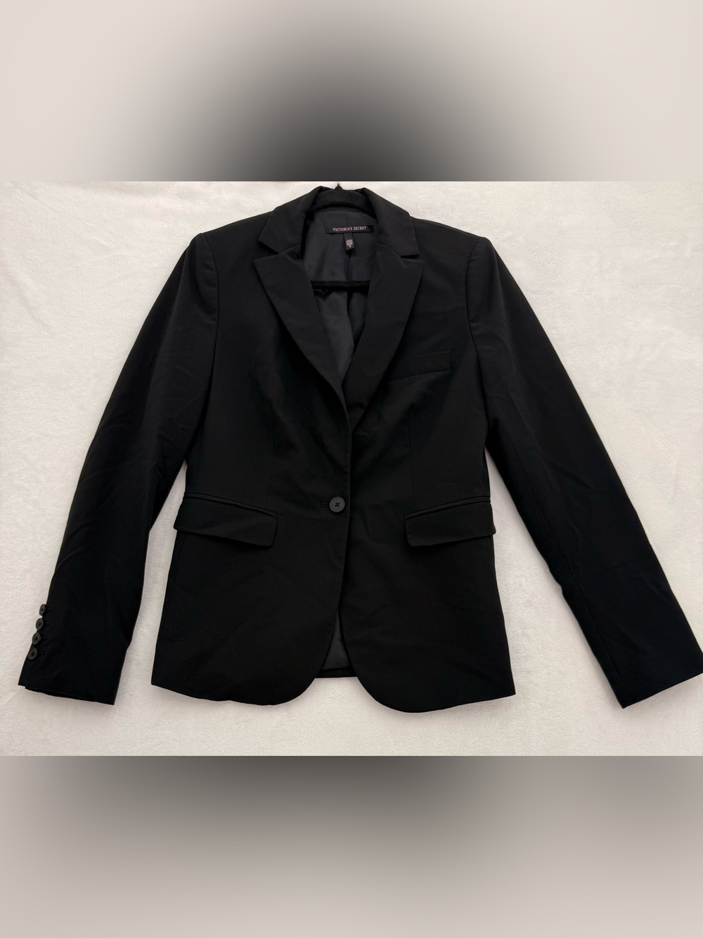 Victoria's Secret black tailored single-button blazer Size 8